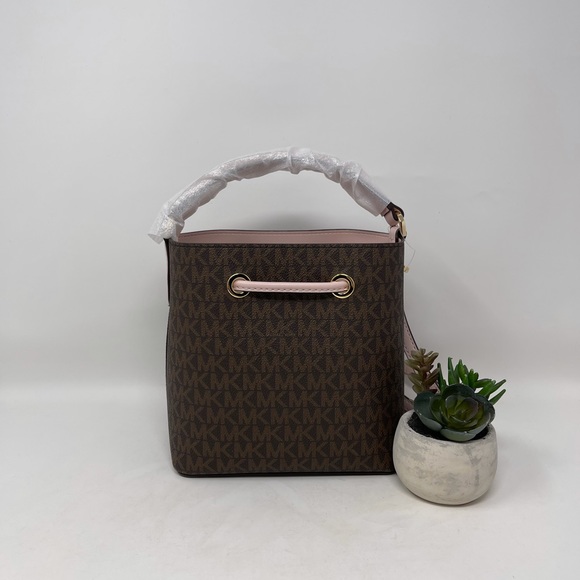 Michael Kors Suri Small Bucket Bag - Picture 5 of 11